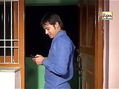 HD à¤…à¤•à¥‡à¤²à¥€ à¤­à¤¾à¤­à¥€ AKELI BHABHI AND YOUNG DEVER Hindi Hot Short Film.